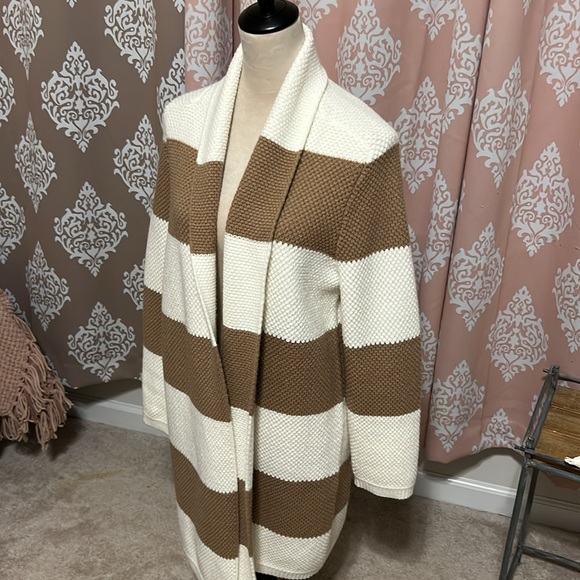 Long open Ann Taylor sweater - Picture 2 of 3